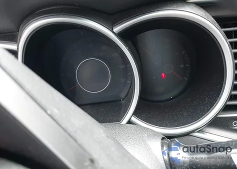 2015 Kia Optima Lx z USA, uszkodzony, nr VIN 5XXGM4A72FG436717